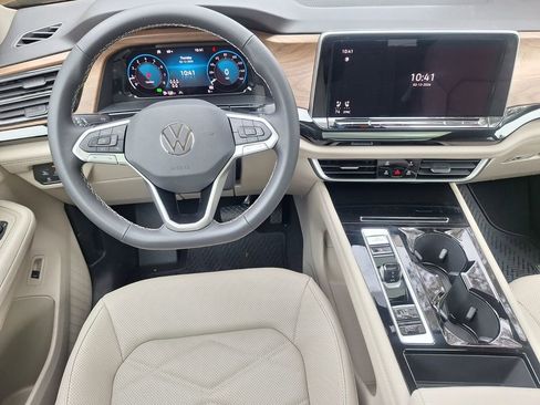 New 2026 Volkswagen Atlas SE image 21