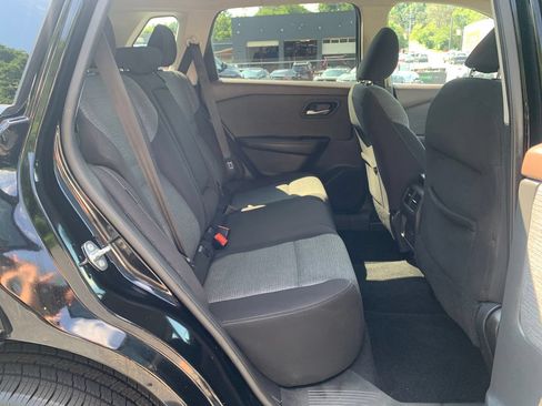 Used 2021 Nissan Rogue SV FWD image 29