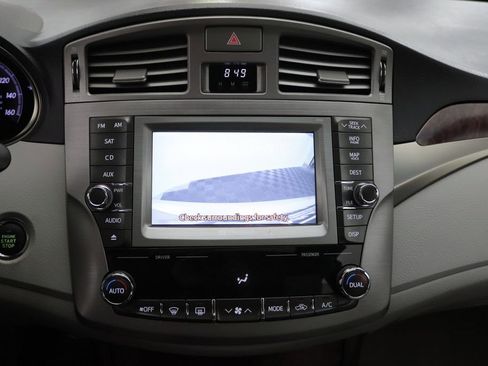 Used 2011 Toyota Avalon Limited FWD image 18