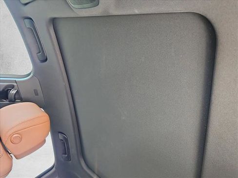 Certified 2024 Audi Q3 2.0T Premium Plus image 16