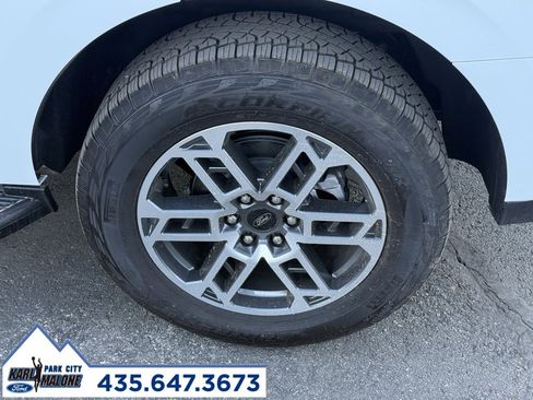 New 2025 Ford Expedition Active image 9