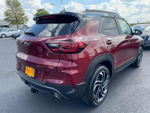 Used 2025 Chevrolet TrailBlazer RS w/ Convenience Package image 3