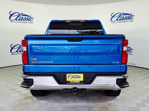 Used 2024 Chevrolet Silverado 1500 LTZ w/ LTZ Convenience Package II image 24
