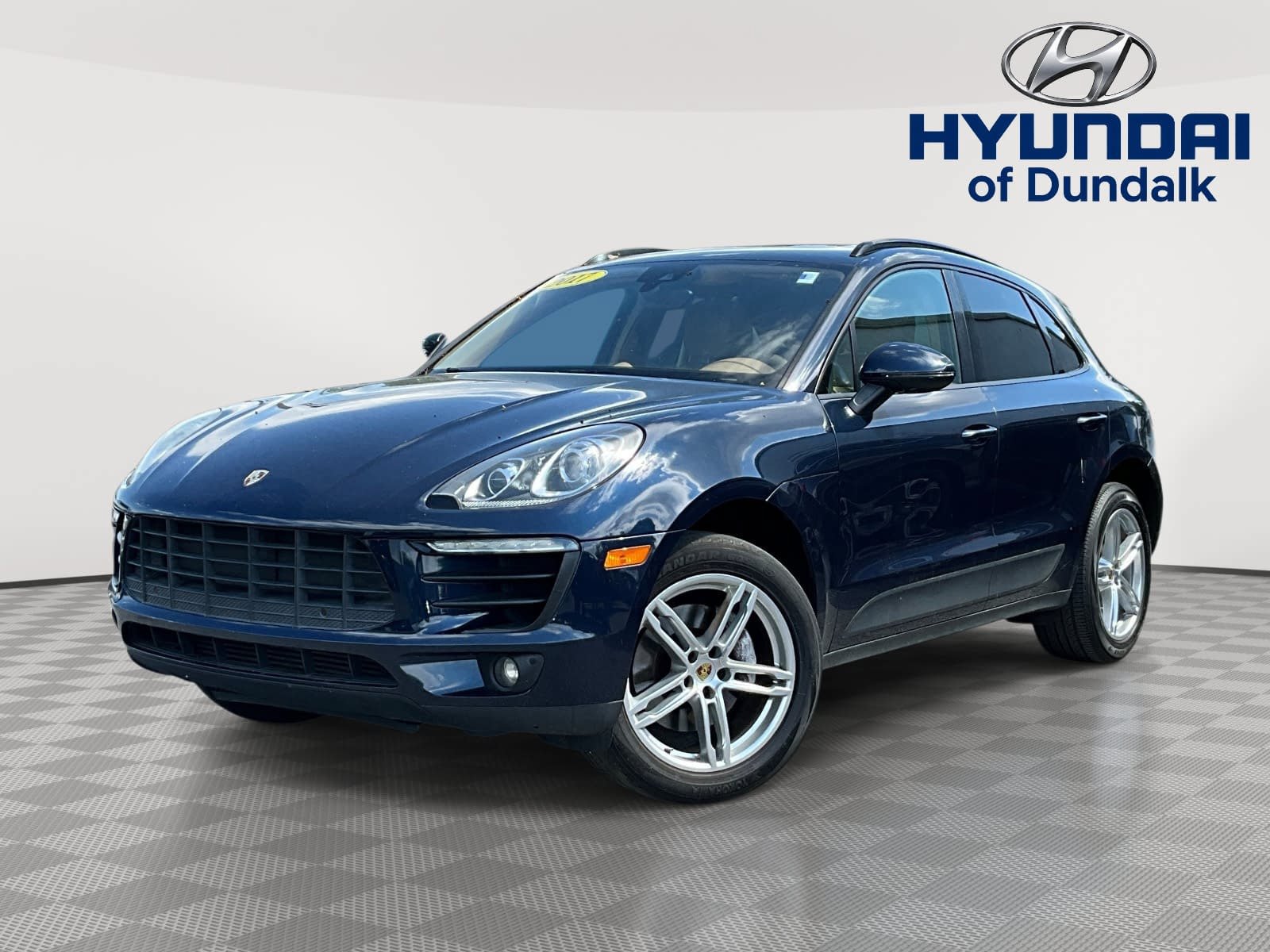 Used 2017 Porsche Macan AWD/4WD image 5