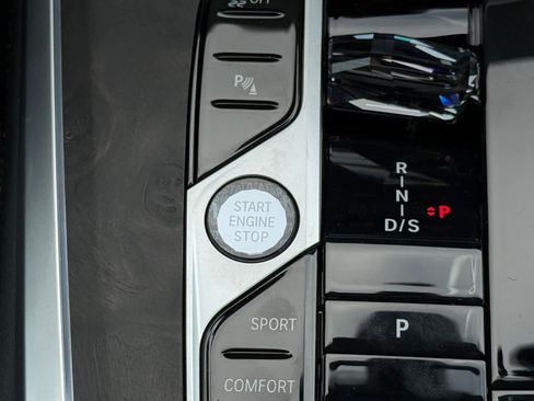 New 2026 BMW X5 xDrive40i w/ Executive Package image 28