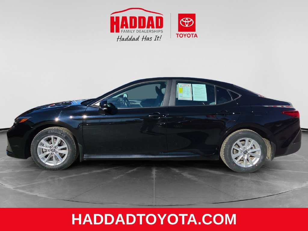 Used 2025 Toyota Camry LE w/ Convenience Package AWD/4WD image 2