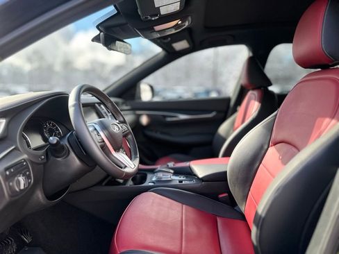 Used 2023 INFINITI QX50 Sport image 14