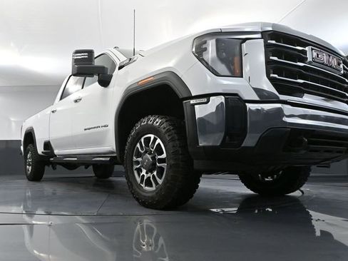 Used 2024 GMC Sierra 3500 SLE image 53