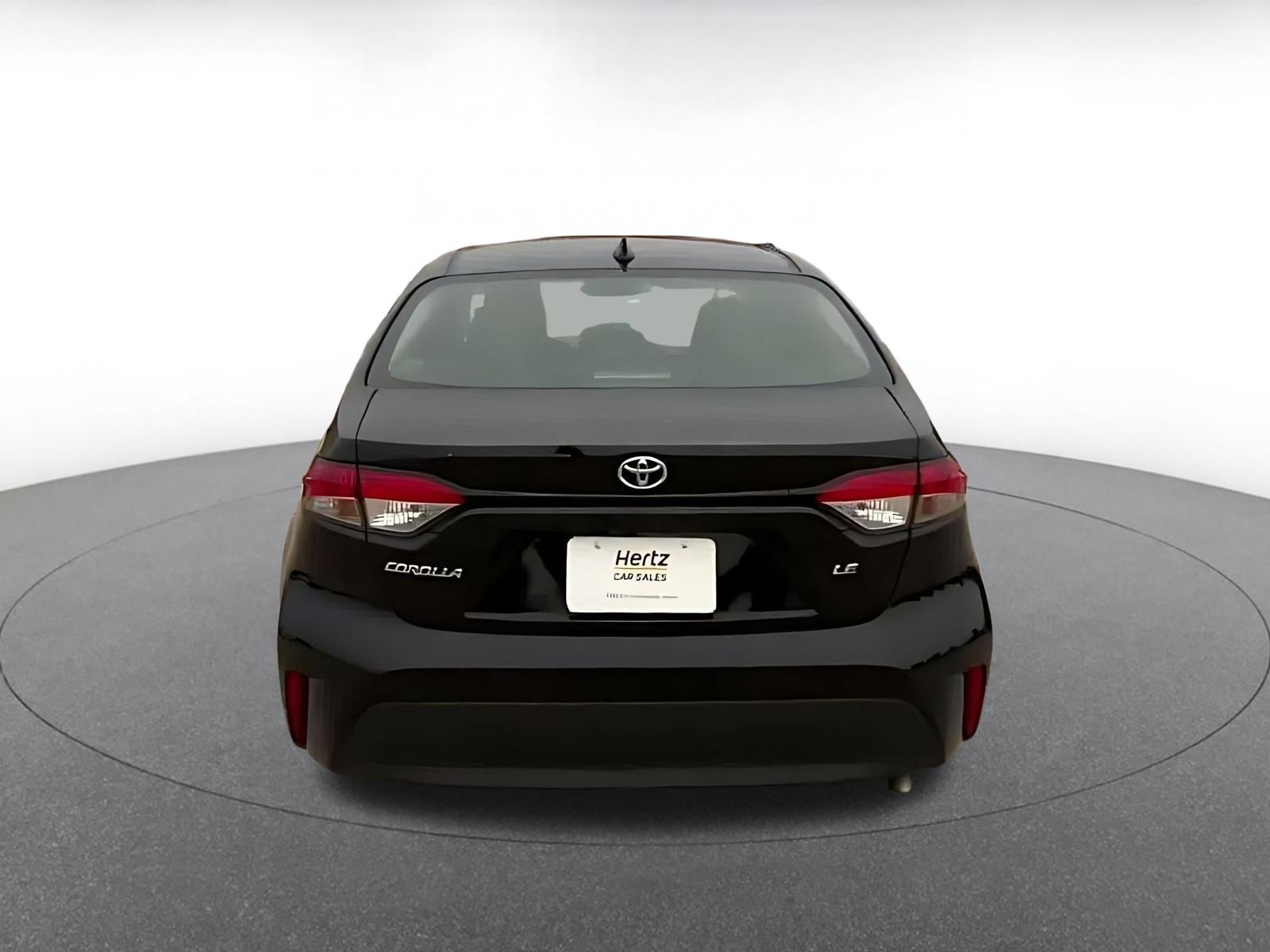 Used 2025 Toyota Corolla LE FWD image 12