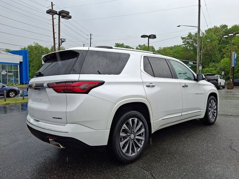 Certified 2023 Chevrolet Traverse Premier AWD/4WD image 6