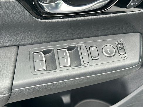 Used 2024 Honda CR-V EX-L image 15