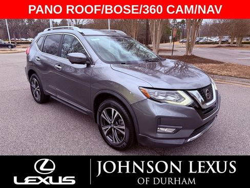 Used 2017 Nissan Rogue SL w/ SL Premium Package image 1