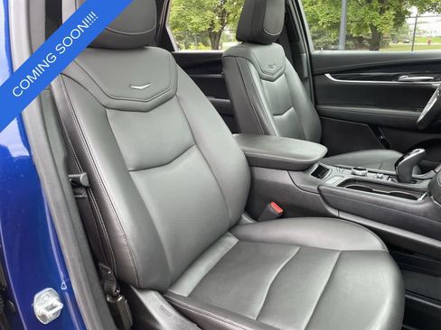 Used 2025 Cadillac XT5 Premium Luxury w/ LPO, Floor Liner Package AWD/4WD image 14