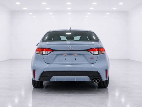 Used 2021 Toyota Corolla SE w/ SE Premium Package FWD image 4