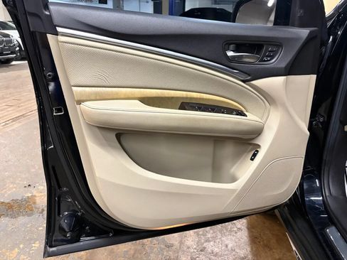 Used 2020 Acura MDX w/ Technology Package AWD/4WD image 30