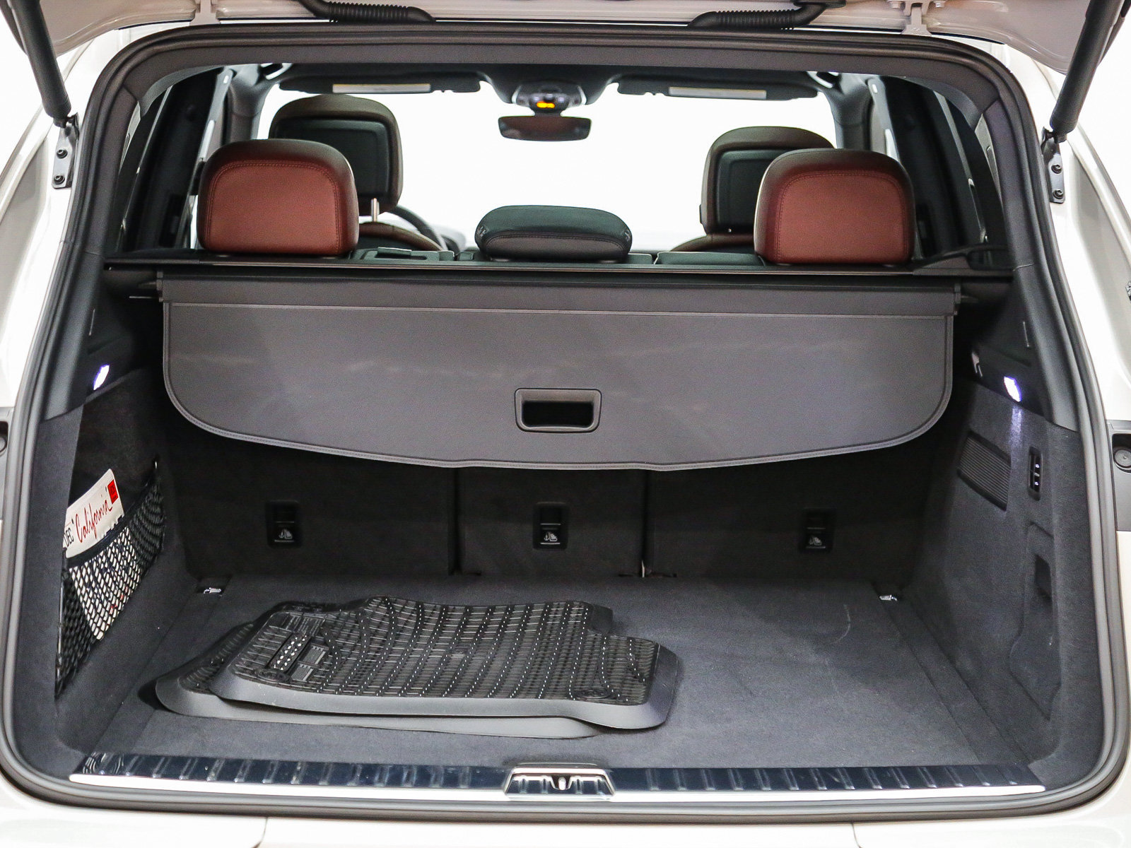 Certified 2024 Porsche Cayenne S AWD/4WD image 30