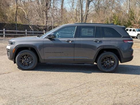 New 2026 Jeep Grand Cherokee 4WD image 6