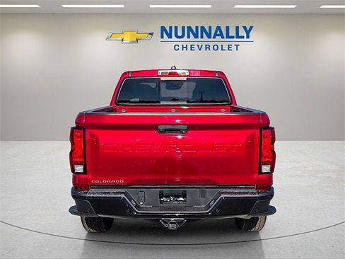 New 2026 Chevrolet Colorado Trail Boss w/ Off-Road Front Bumper Package image 4