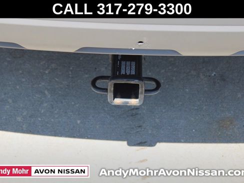 Used 2023 Nissan Rogue S AWD/4WD image 10