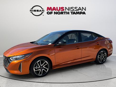 Certified 2025 Nissan Sentra SR w/ SR Premium Package FWD image 6