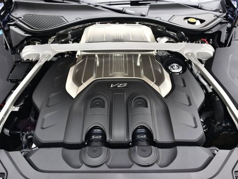 Used 2021 Bentley Flying Spur V8 image 20