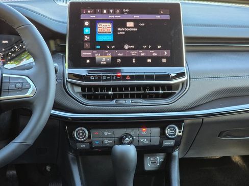 New 2026 Jeep Compass Latitude AWD/4WD image 28