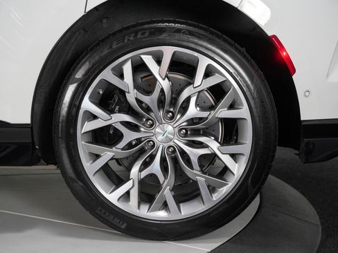 Used 2023 Aston Martin DBX 707 AWD/4WD image 18