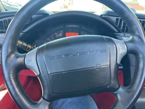Used 1991 Chevrolet Corvette Convertible image 22