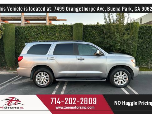 Used 2013 Toyota Sequoia Platinum RWD image 5