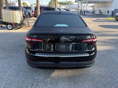 Used 2023 Volkswagen Jetta S FWD image 6