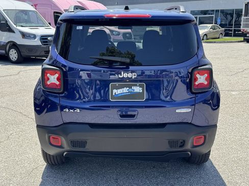 Used 2019 Jeep Renegade Latitude AWD/4WD image 5