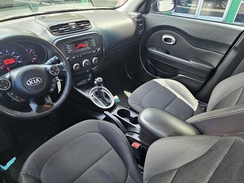 Used 2014 Kia Soul FWD image 20