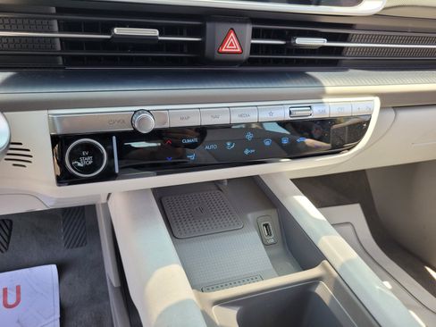Used 2024 Hyundai Ioniq 6 SEL RWD image 19