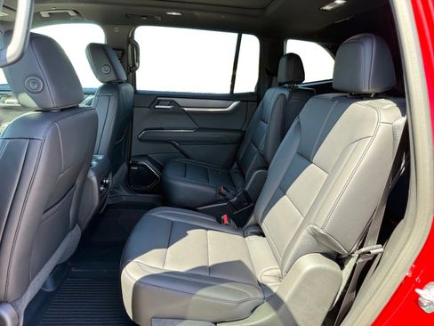 New 2025 GMC Acadia Elevation w/ Elevation Premium Package image 16