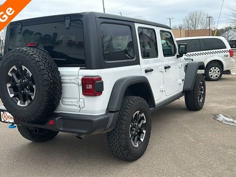 Used 2025 Jeep Wrangler Unlimited Rubicon 4xe w/ Convenience Group image 8
