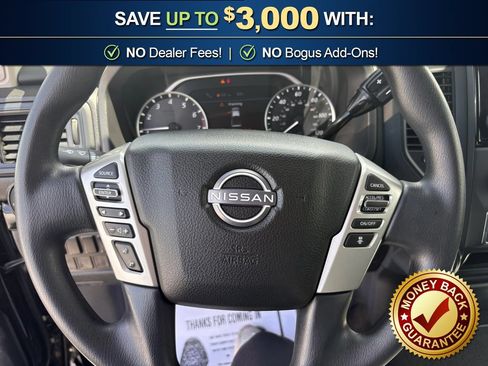 Used 2024 Nissan Titan SV AWD/4WD image 18