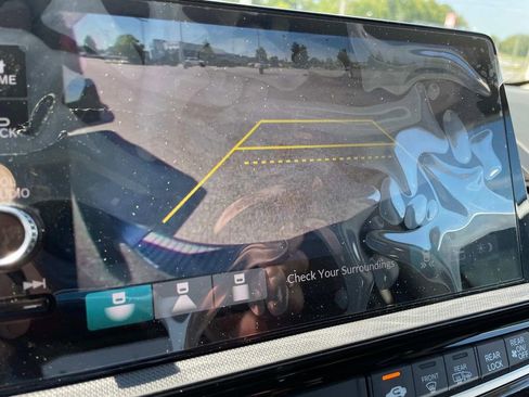 New 2025 Honda Odyssey Touring image 22