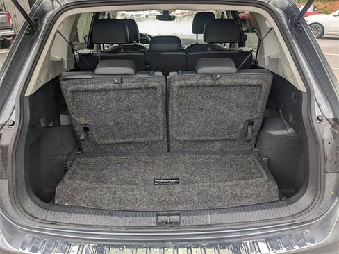 Used 2022 Volkswagen Tiguan SE image 14