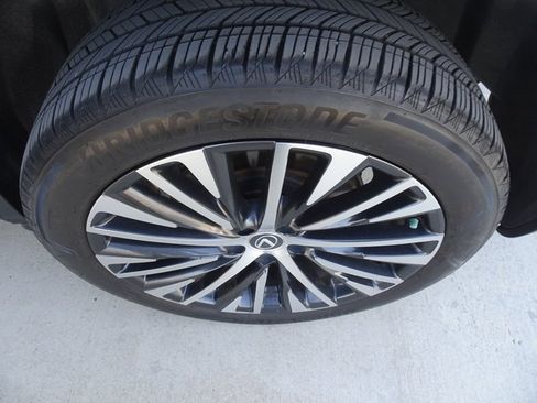 Used 2024 Lexus RX 350 Premium Plus w/ Convenience Package image 10