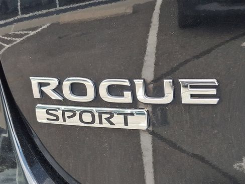 Certified 2022 Nissan Rogue Sport SL AWD/4WD image 33
