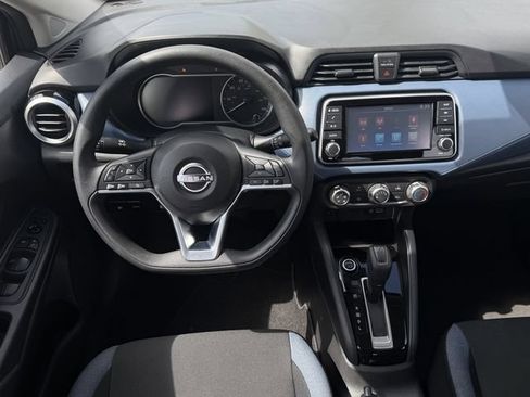 Used 2025 Nissan Versa SV w/ Trunk Package FWD image 10