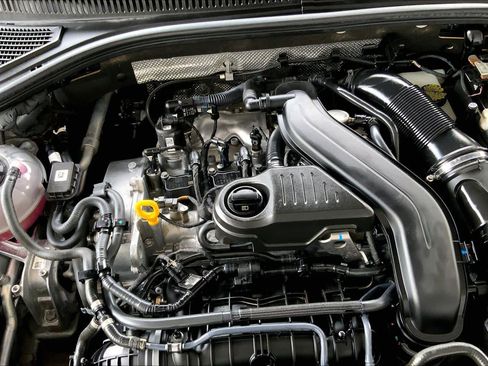 Used 2022 Volkswagen Jetta Sport image 33