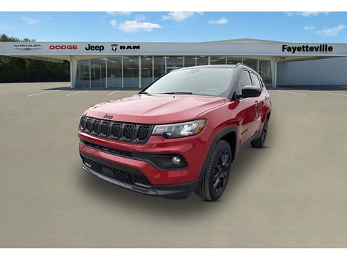 Used 2023 Jeep Compass Altitude image 7