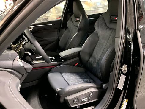 New 2026 Audi A6 Prestige image 9