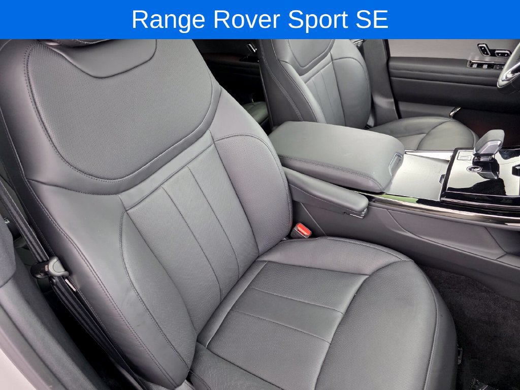 Used 2024 Land Rover Range Rover Sport SE AWD/4WD image 27