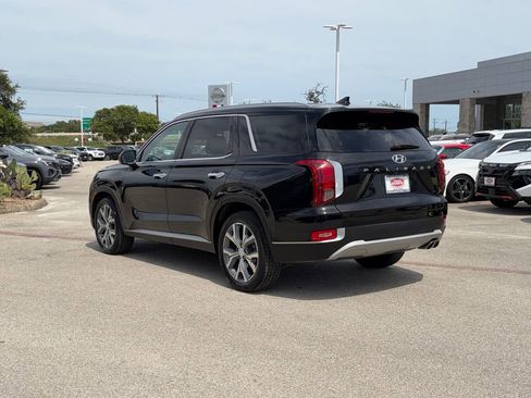 Used 2022 Hyundai Palisade SEL w/ Premium Package FWD image 6