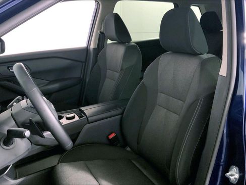 Used 2025 Nissan Rogue SV image 22