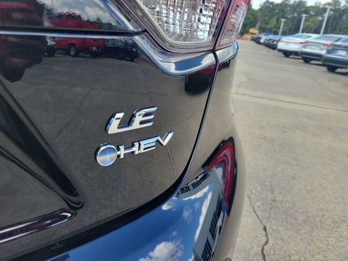 Used 2026 Toyota Corolla LE w/ LE Premium Package FWD image 7