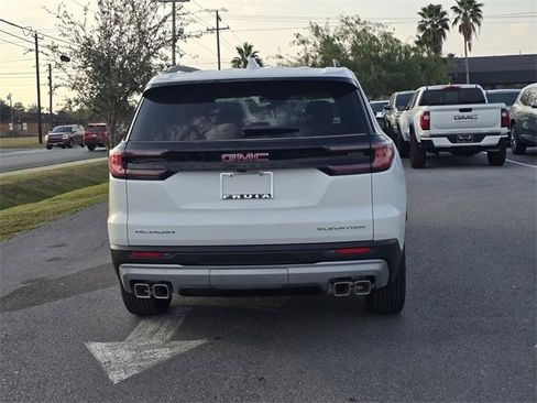 New 2026 GMC Acadia Elevation image 6