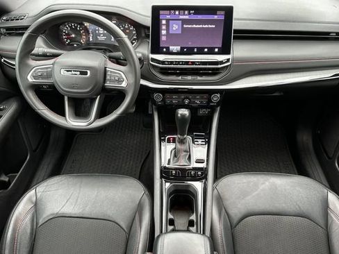 Used 2023 Jeep Compass Trailhawk image 14